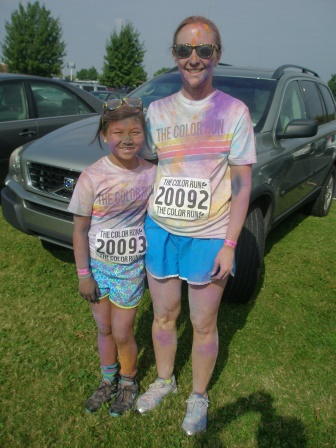 Kasen and Mommy at the Color Run